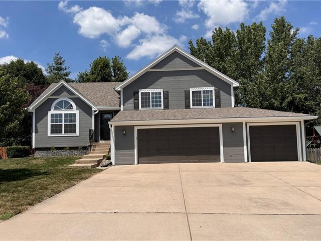 Homes for Sale in Kansas City, MO 64119 | 4000 NE 79th Street