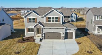 Homes for Sale in Kansas City, MO 64157 | 11112 N Glenwood Avenue