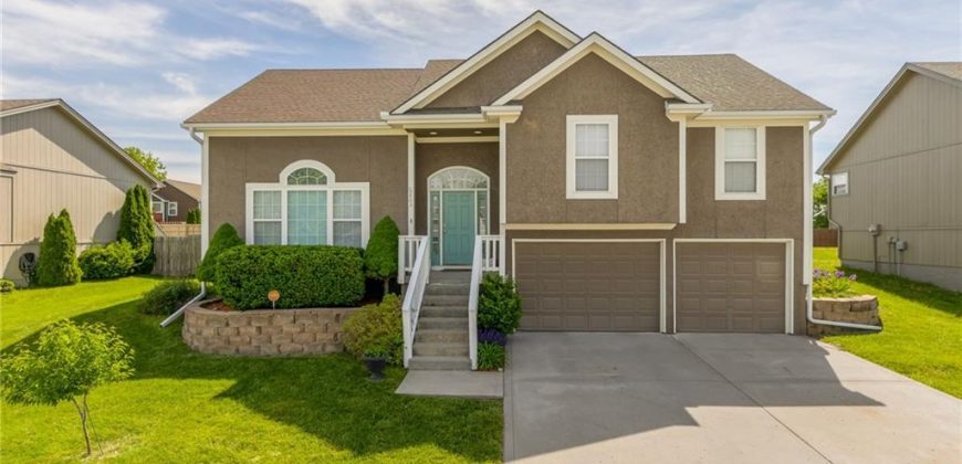 Homes for Sale in Kearney, MO 64060 | 803  Crestridge Drive