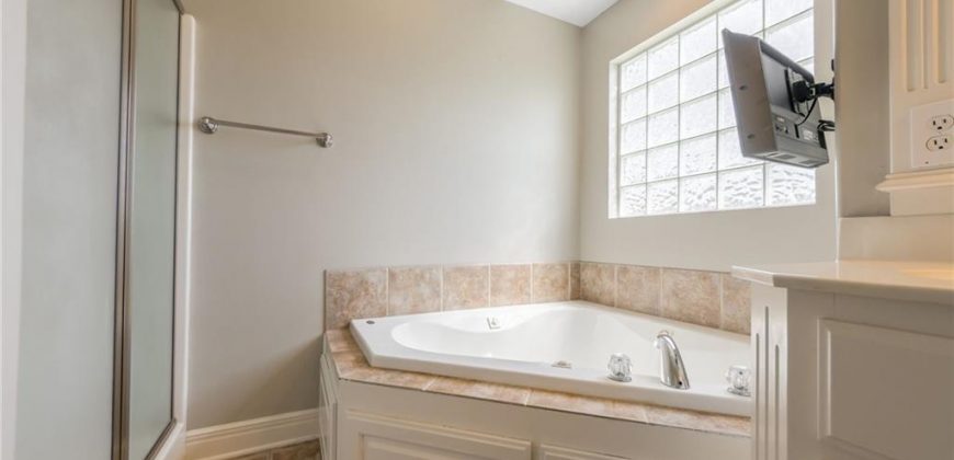 Homes for Sale in Kearney, MO 64060 | 803  Crestridge Drive