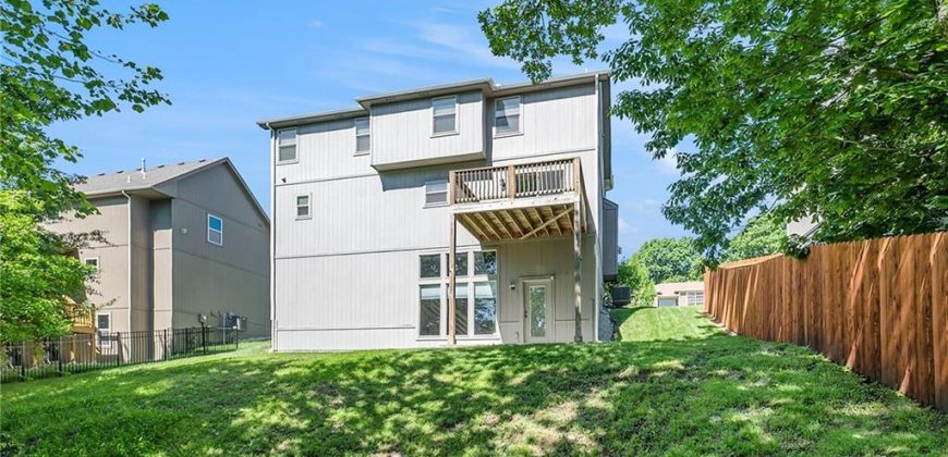 Homes for Sale in Riverside, MO 64150 | 5021 NW Timberline Drive