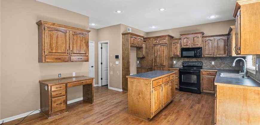 Homes for Sale in Kansas City, MO 64157 | 10008 N Marsh Avenue
