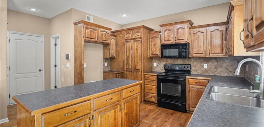 Homes for Sale in Kansas City, MO 64157 | 10008 N Marsh Avenue