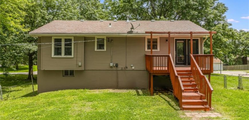 Homes for Sale in Kansas City, MO 64155 | 11004 N Locust Street