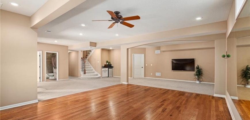 Homes for Sale in Kansas City, MO 64154 | 8752 N Saint Clair Avenue