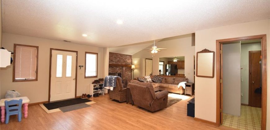 Homes for Sale in Excelsior Springs, MO 64024 | 211  Southside Court