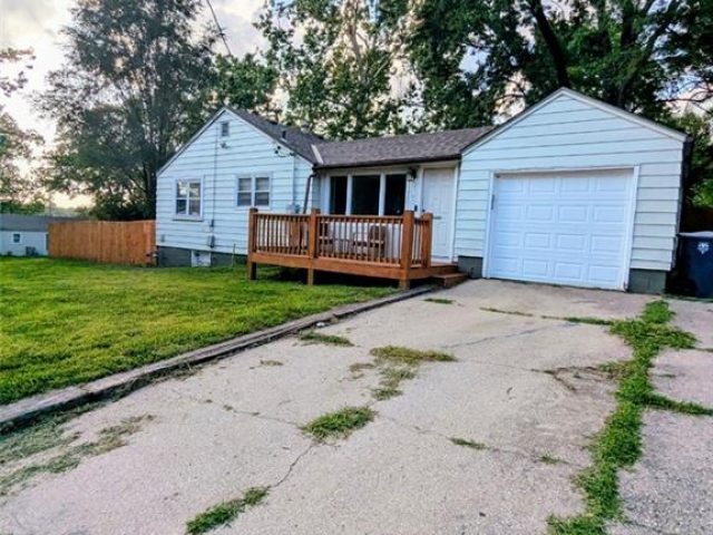 Homes for Sale in Kansas City, MO 64117 | 4205 N Jackson Avenue