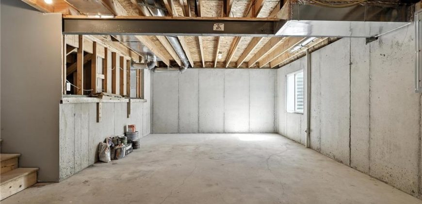 Homes for Sale in Kearney, MO 64060 | 1043 E 14th Street