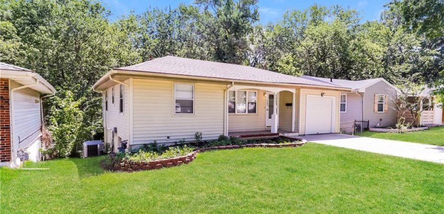 Homes for Sale in Kansas City, MO 64119 | 5205 N Richmond Avenue