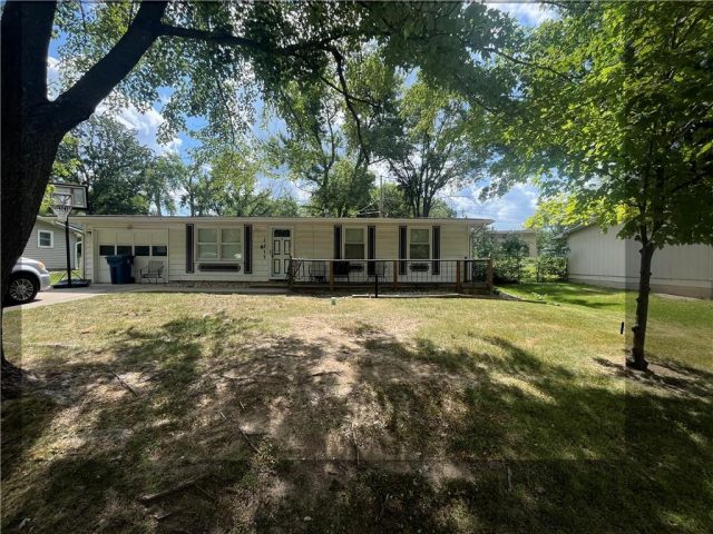 Homes for Sale in Liberty, MO 64068 | 1317  Park Lane