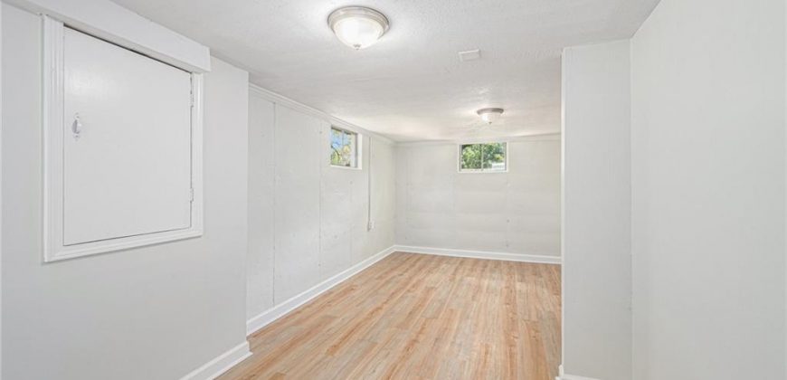 Homes for Sale in Kansas City, MO 64152 | 6925 NW Berkley Street