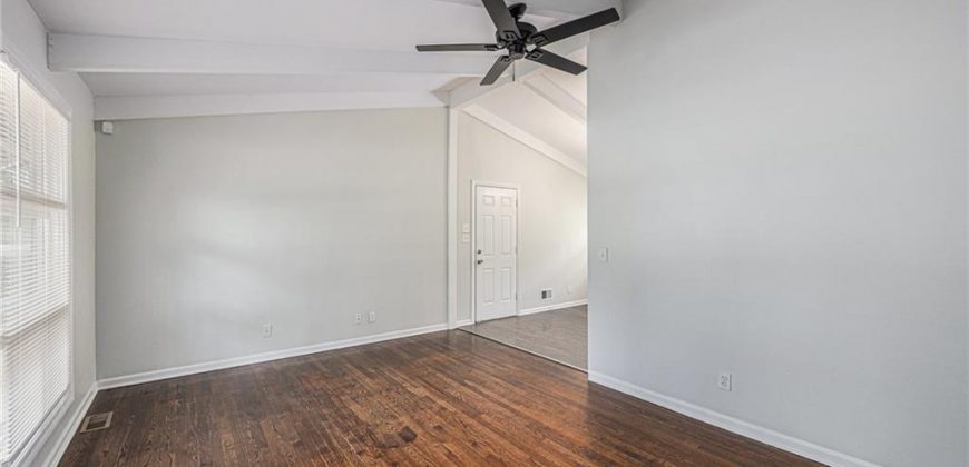 Homes for Sale in Kansas City, MO 64152 | 6925 NW Berkley Street