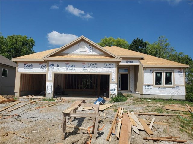 Homes for Sale in Kansas City, MO 64154 | 9430 N Belton Avenue
