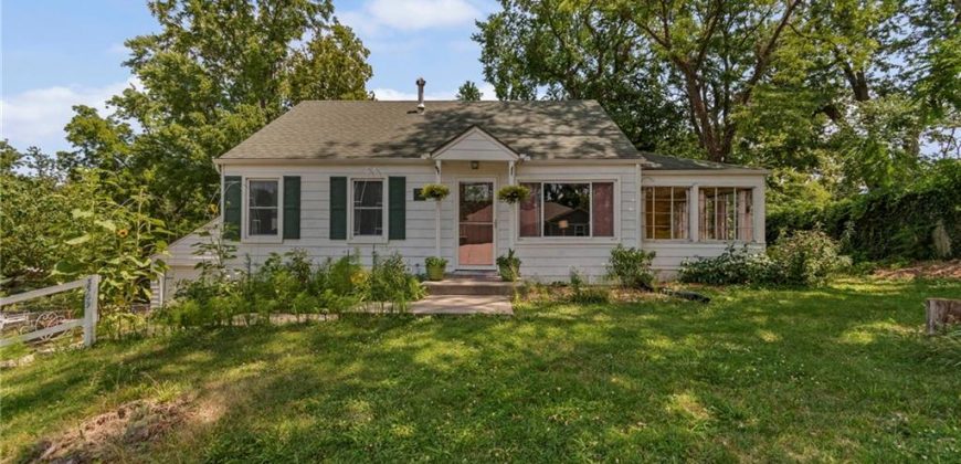 Homes for Sale in Kansas City, MO 64117 | 3509 NE Monterey Avenue