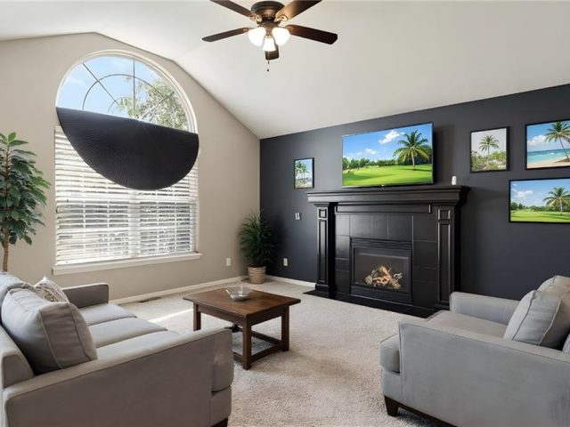 Homes for Sale in Kansas City, MO 64157 | 8924  Paw Paw Drive