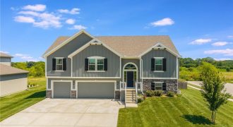 Homes for Sale in Kansas City, MO 64156 | 6020 NE 120th Street