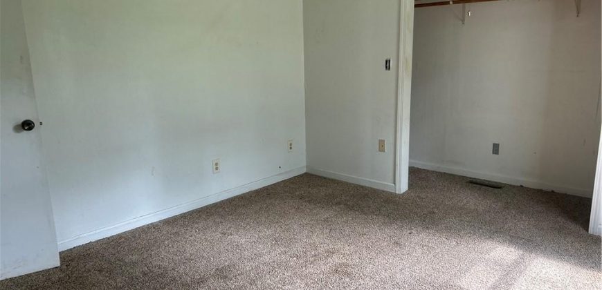 Homes for Sale in Dearborn, MO 64439 | 10  Platte Street