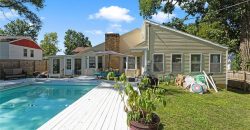 Homes for Sale in Gladstone, MO 64118 | 202 NW 65th Street