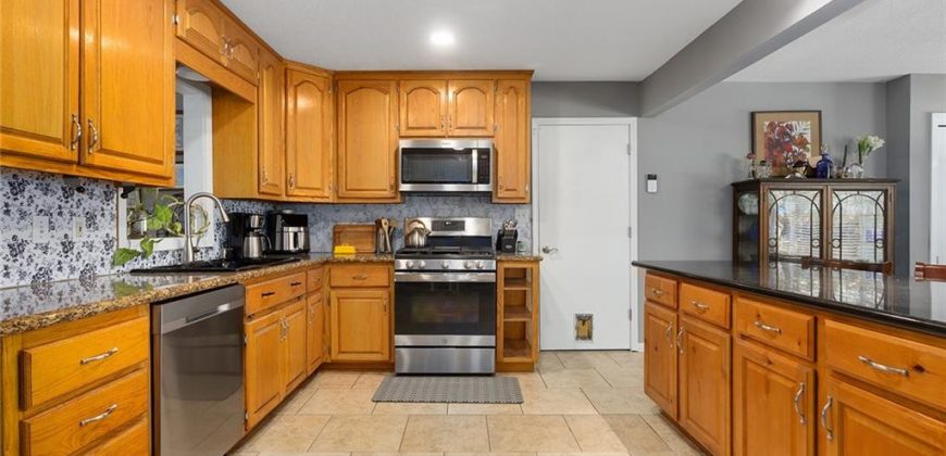 Homes for Sale in Gladstone, MO 64118 | 202 NW 65th Street