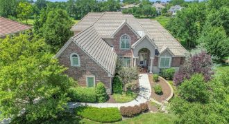 Homes for Sale in Kansas City, MO 64154 | 10118 N Helena Avenue