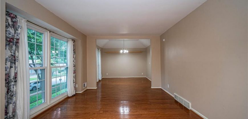 Homes for Sale in Kansas City, MO 64151 | 8005 N London Drive