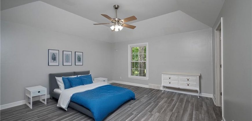 Homes for Sale in Kansas City, MO 64151 | 8005 N London Drive