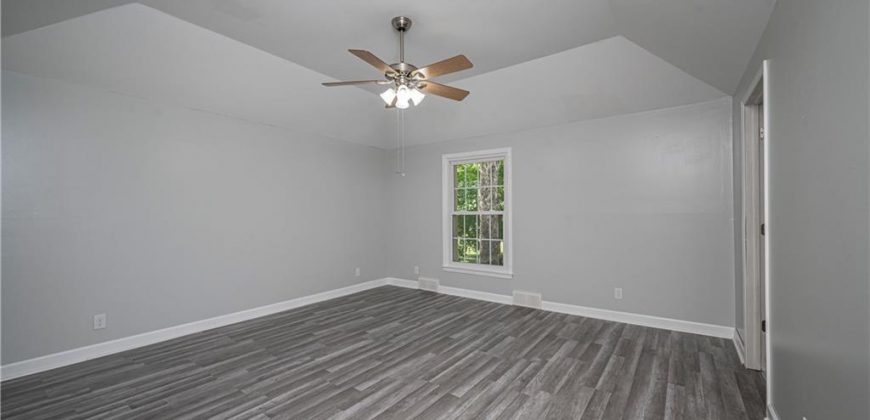 Homes for Sale in Kansas City, MO 64151 | 8005 N London Drive