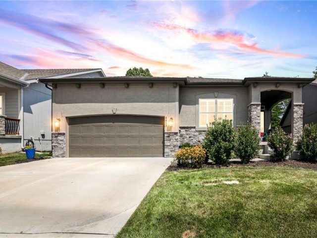 Homes for Sale in Kansas City, MO 64154 | 8683 N Allenton Avenue