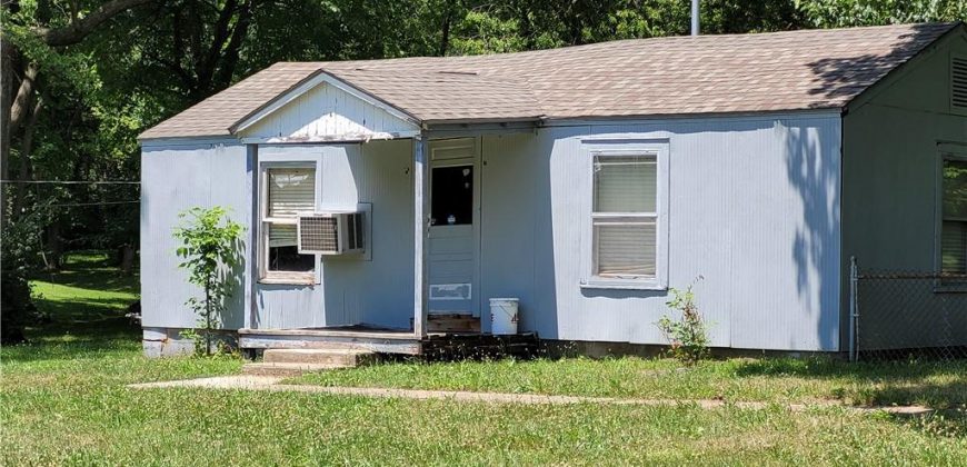 Homes for Sale in Kansas City, MO 64119 | 5320 NE 62nd Street