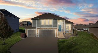 Homes for Sale in Kansas City, MO 64151 | 4108 NW 76th Street