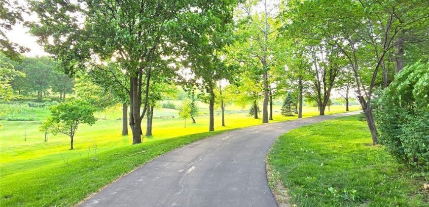 Homes for Sale in Liberty, MO 64068 | 2101  Hillview Road