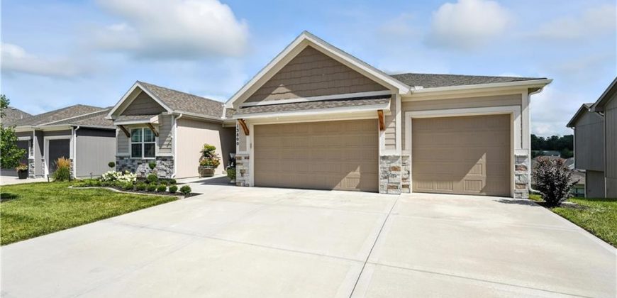 Homes for Sale in Parkville, MO 64152 | 13800 NW 74th Street