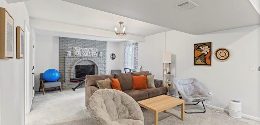 Homes for Sale in Kansas City, MO 64118 | 1900 NE 80th Street