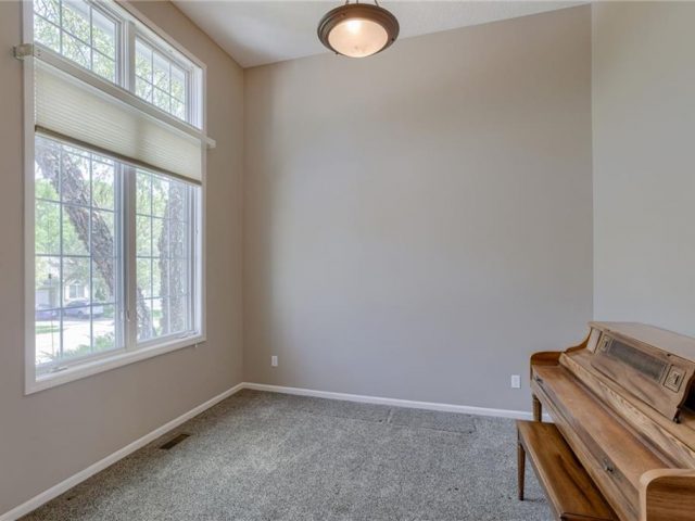 Homes for Sale in Kansas City, MO 64155 | 915 NE 102ND Street