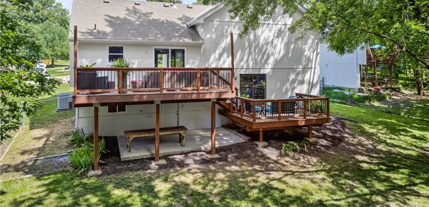 Homes for Sale in Kansas City, MO 64152 | 7801 NW SEYMOUR Court