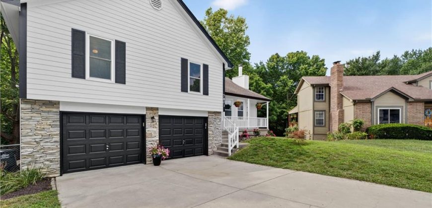 Homes for Sale in Kansas City, MO 64152 | 7801 NW SEYMOUR Court