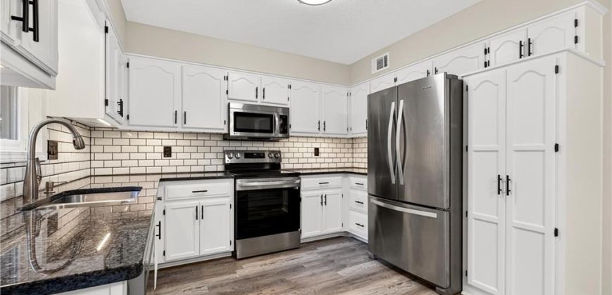 Homes for Sale in Kansas City, MO 64152 | 7801 NW SEYMOUR Court