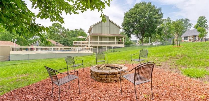 Homes for Sale in Kansas City, MO 64151 | 5521 N Mayview Avenue