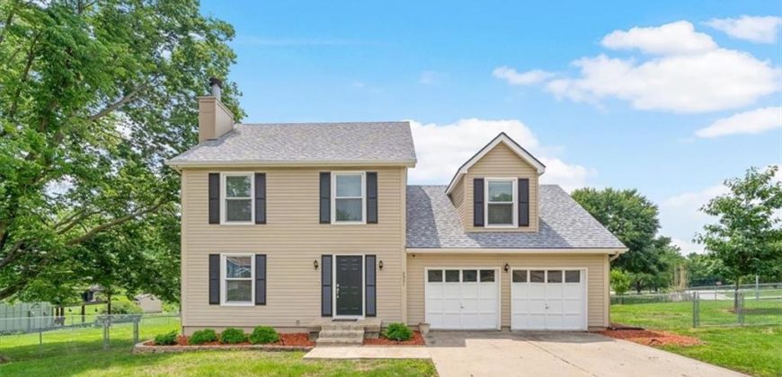 Homes for Sale in Kansas City, MO 64151 | 5521 N Mayview Avenue
