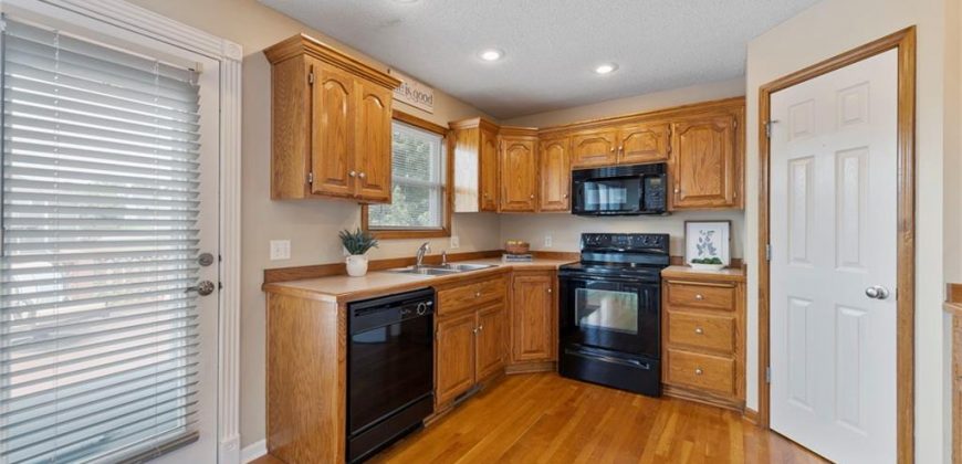 Homes for Sale in Smithville, MO 64089 | 103  Bridgeport Drive