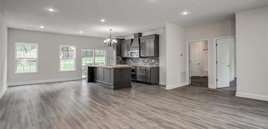 Homes for Sale in Kansas City, MO 64119 | 3420 NE 82nd Terrace