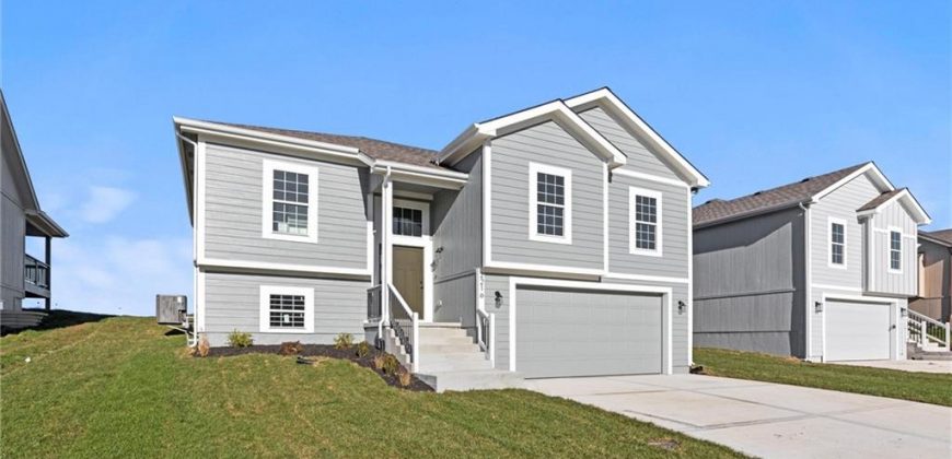 Homes for Sale in Kansas City, MO 64154 | 9418 N Harden Avenue