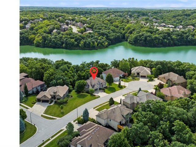 Homes for Sale in Parkville, MO 64152 | 8190  Shoreline Drive