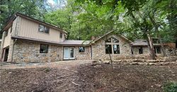 Homes for Sale in Parkville, MO 64152 | 7601  Forest Lakes Drive