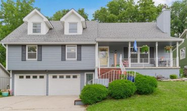Homes for Sale in Kansas City, MO 64152 | 7804 NW 70th Street