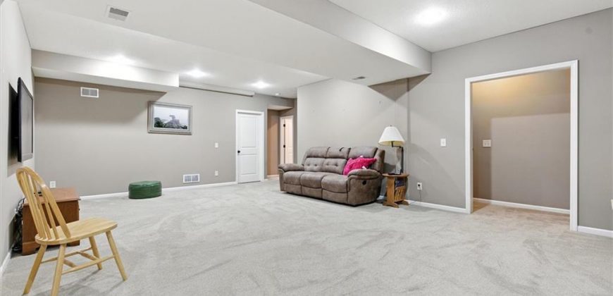 Homes for Sale in Kansas City, MO 64157 | 10120 N McKinley Avenue
