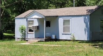 Homes for Sale in Kansas City, MO 64119 | 5320 NE 62nd Street