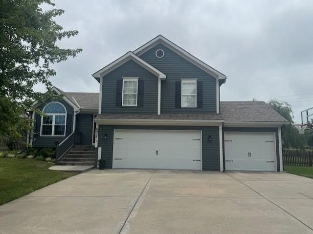 Homes for Sale in Kansas City, MO 64156 | 6905 NE 114th Court