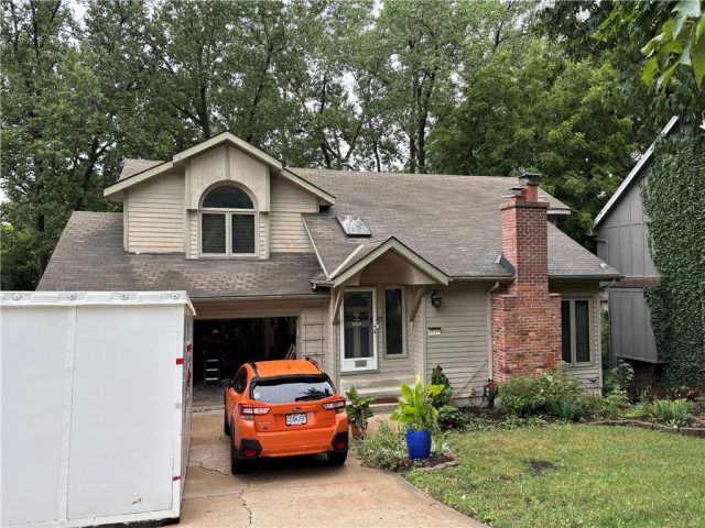 Homes for Sale in Kansas City, MO 64155 | 8529 N Troost Avenue