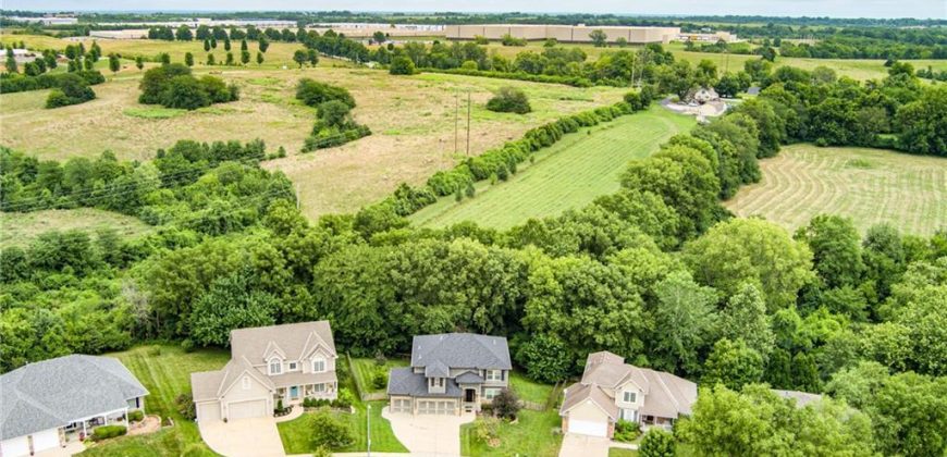Homes for Sale in Liberty, MO 64068 | 1521  Duncan Drive